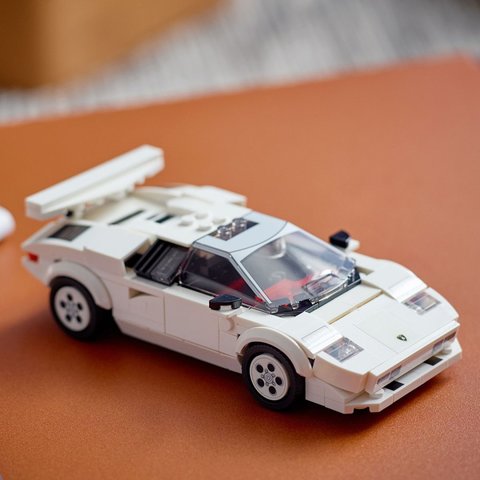 Конструктор LEGO Швидкісні перегони Lamborghini Countach (76908) Прев'ю 8